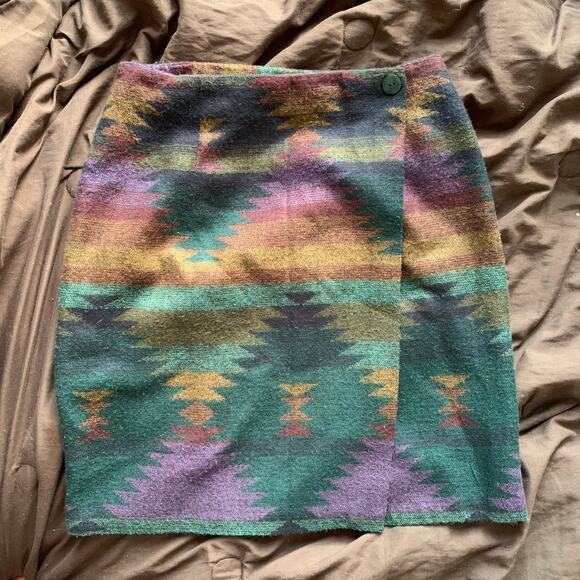 Streetwear Made in USA Green Aztec Pattern Knit Acrylic Wrap Mini Skirt Sz 7 - Picture 4 of 12